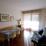 Sunny Steps From The Sea In Appartement Bibione