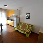 Appartement Sunny Steps From The Sea In